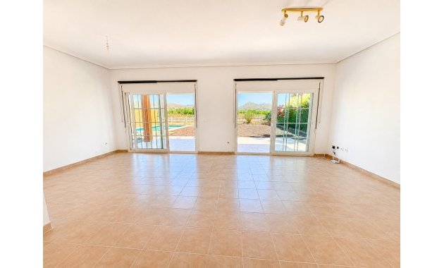 Resale - Villa -
Altaona Golf and Country Village - Altaona Golf - Country Village
