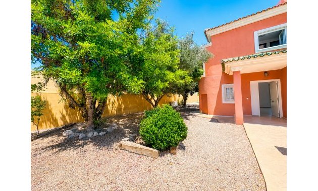 Resale - Villa -
Altaona Golf and Country Village - Altaona Golf - Country Village