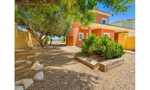 Resale - Villa -
Altaona Golf and Country Village - Altaona Golf - Country Village