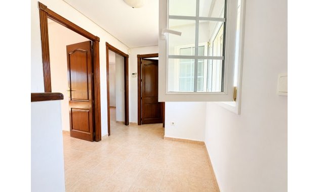 Resale - Villa -
Altaona Golf and Country Village - Altaona Golf - Country Village