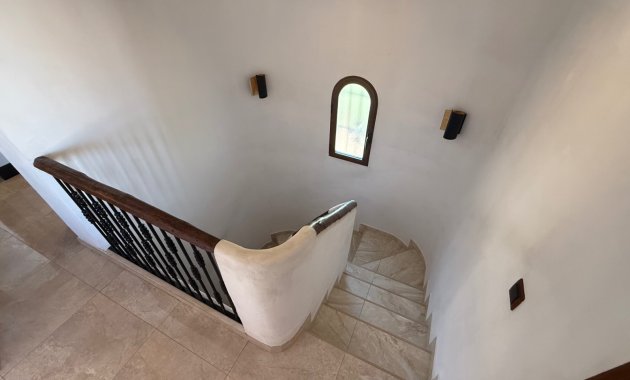 Resale - Villa -
Orihuela - Costa Blanca